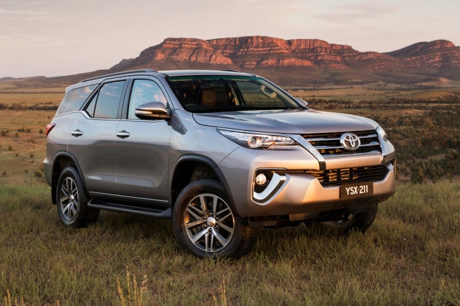 Toyota Fortuner 2015-