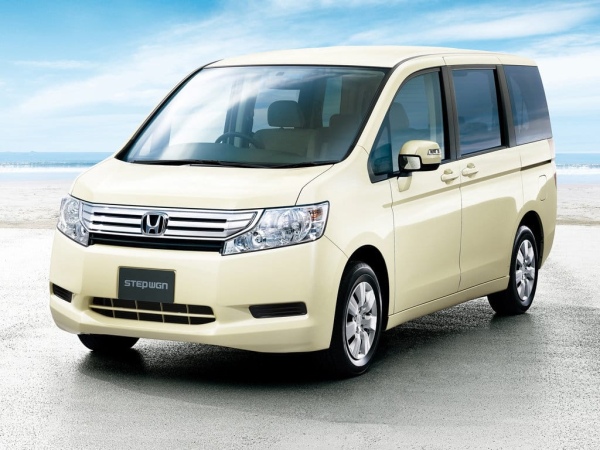 Honda Stepwgn 2009-2015