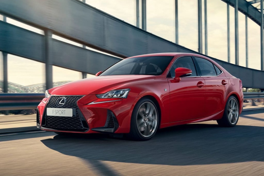 Lexus IS