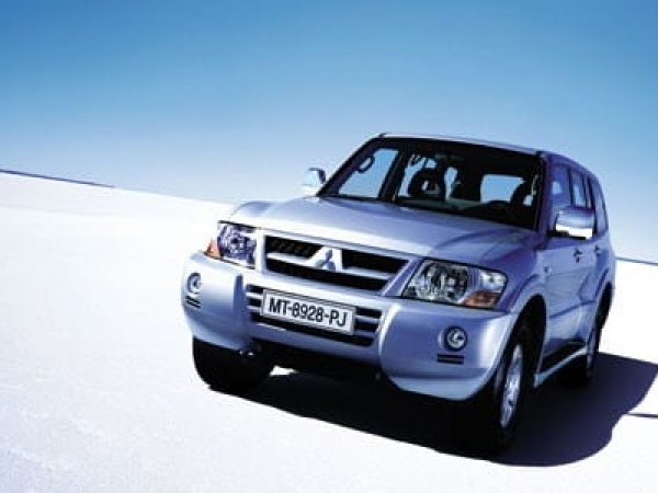 Mitsubishi Pajero 3 2000-2006