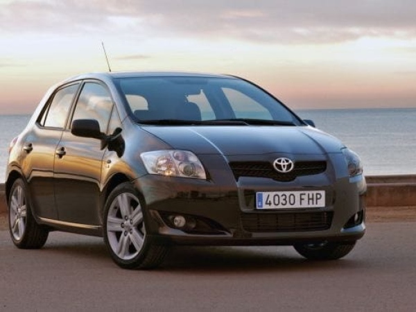 Toyota Auris 2008-2012 (кузов I)