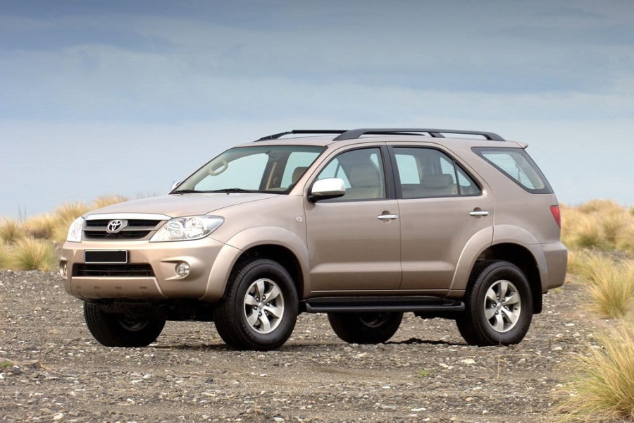 Toyota Fortuner 2002-2007