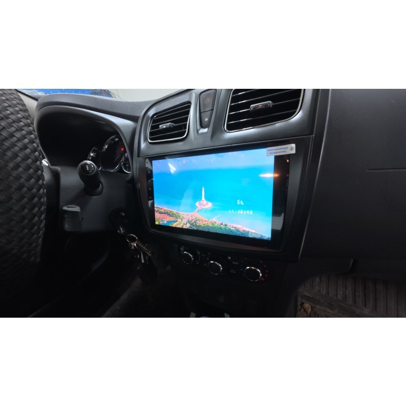 renault_sandero_RS_6 изображение